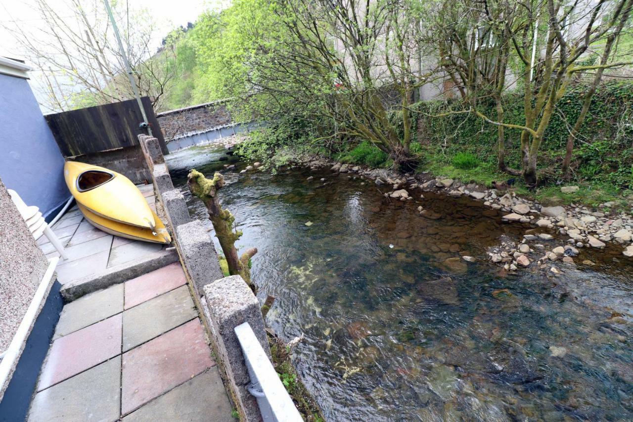 Riverside Great House In The Afan Forest Bike Park By Staystaycations Glyncorrwg Extérieur photo